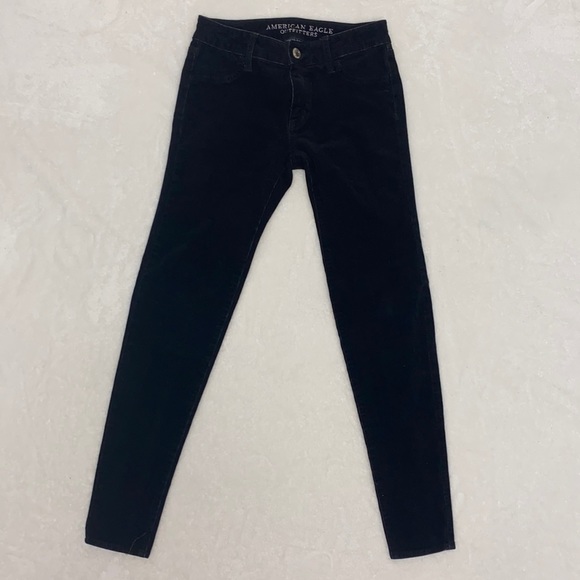 American Eagle Outfitters Pants - GUC AEO Skinny black corduroy pants.  Size 0